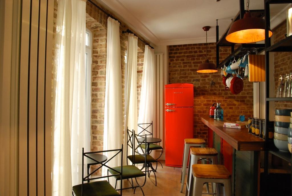 Jumba Hostel Istanboel Buitenkant foto